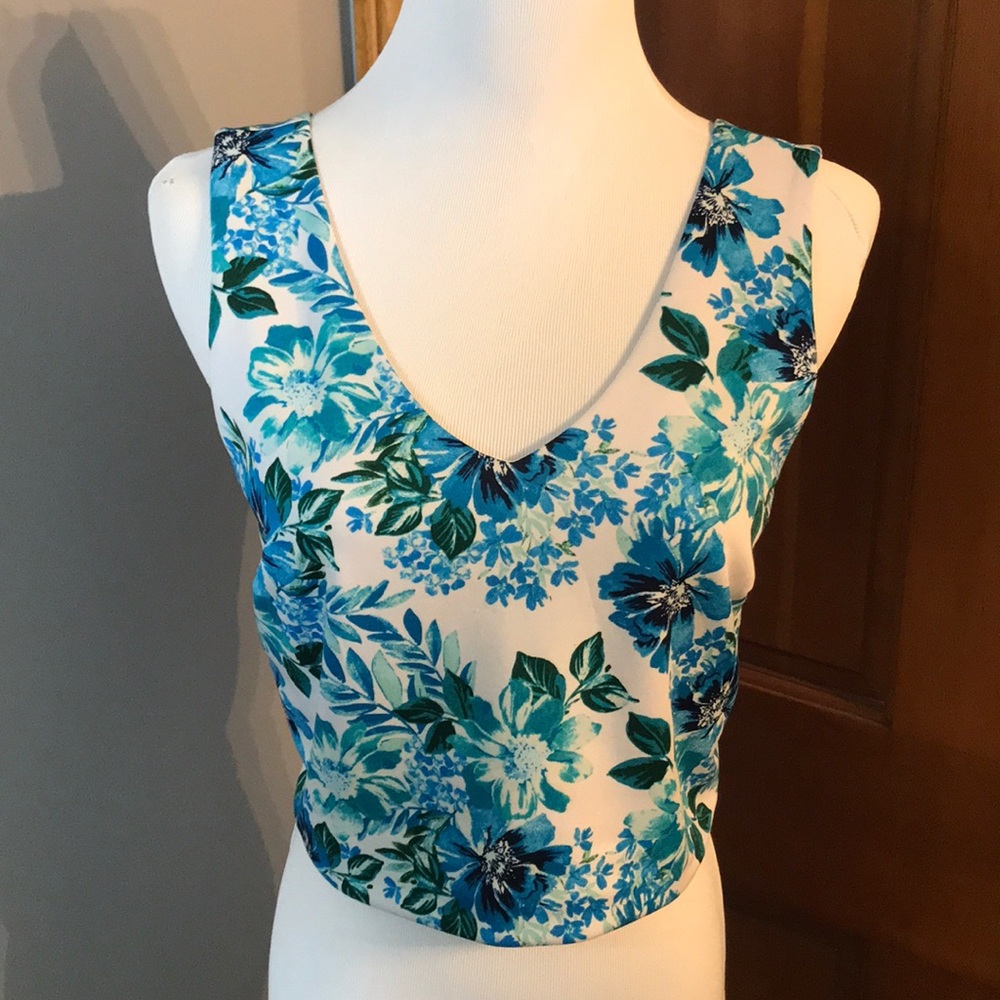 Forever 21 Floral Crop Top